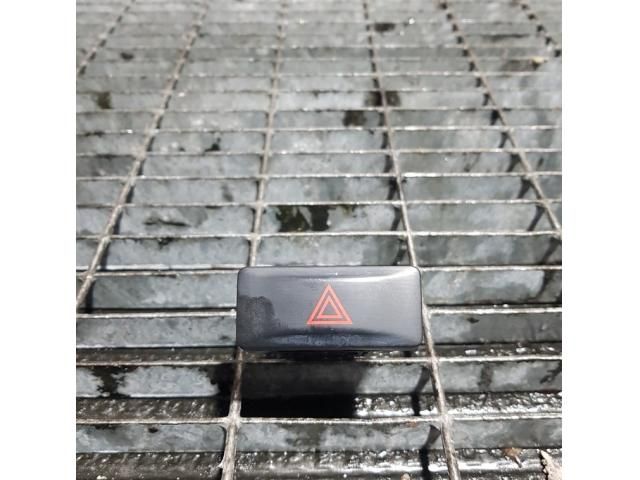 bontott NISSAN X-TRAIL II Vészvillogó Kapcsoló