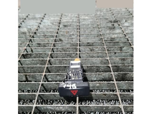 bontott NISSAN X-TRAIL II Vészvillogó Kapcsoló