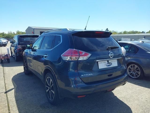 bontott NISSAN X-TRAIL III Bal első Lengőkar