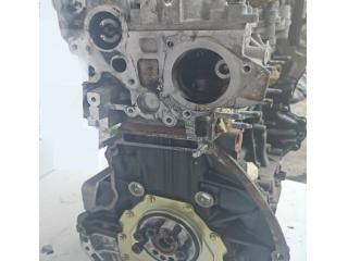 bontott NISSAN X-TRAIL III Motor (Fűzött blokk hengerfejjel)