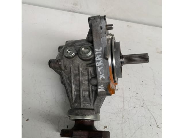 bontott NISSAN X-TRAIL III Osztómű