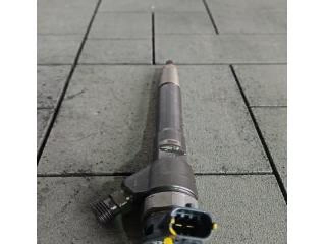 bontott NISSAN X-TRAIL III Porlasztó (1 db)