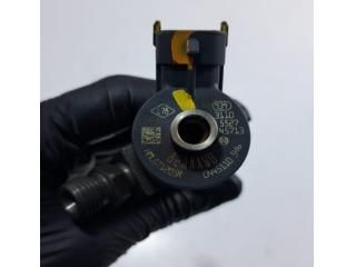 bontott NISSAN X-TRAIL III Porlasztó (1 db)