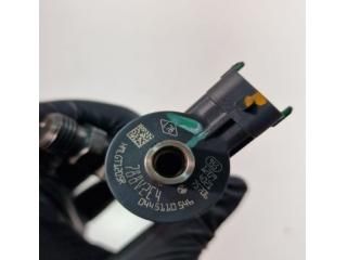 bontott NISSAN X-TRAIL III Porlasztó (1 db)