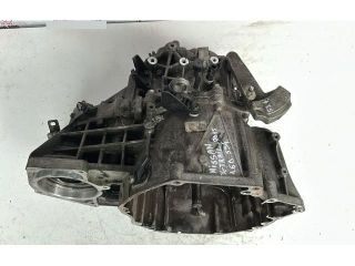 bontott NISSAN X-TRAIL III Váltó (Mechanikus)