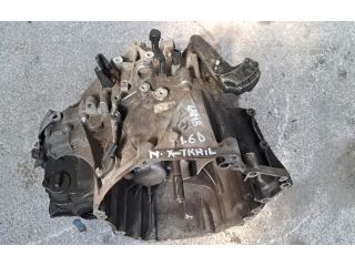 bontott NISSAN X-TRAIL III Váltó (Mechanikus)