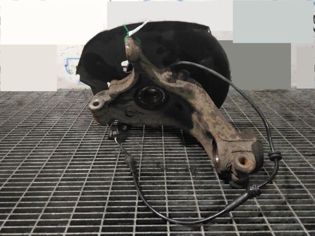 bontott NISSAN X-TRAIL III Bal első Csonkállvány