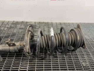 bontott NISSAN X-TRAIL III Első Rugó