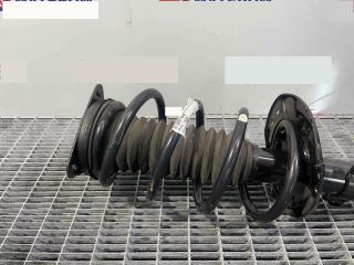 bontott NISSAN X-TRAIL III Első Rugó