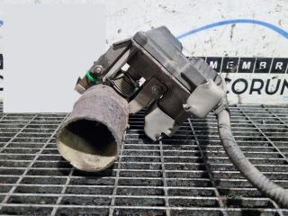 bontott NISSAN X-TRAIL III Fojtószelep (Elektromos)