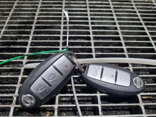 bontott NISSAN X-TRAIL III Gyújtáskapcsoló