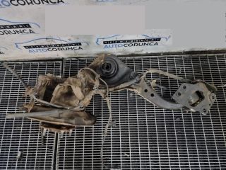 bontott NISSAN X-TRAIL III Jobb hátsó Csonkállvány