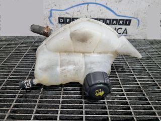 bontott NISSAN X-TRAIL III Kiegyenlítő Tartály