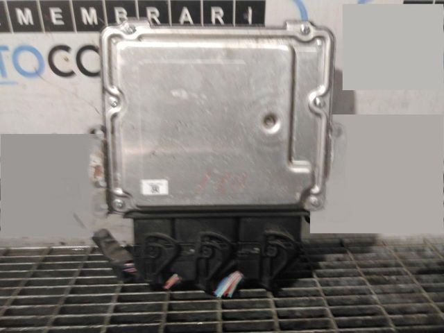 bontott NISSAN X-TRAIL III Motorvezérlő