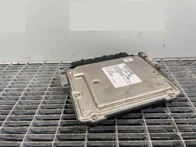 bontott NISSAN X-TRAIL III Motorvezérlő