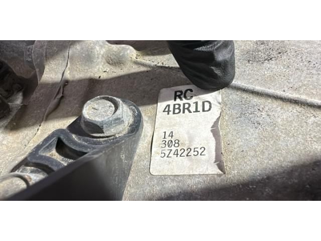 bontott NISSAN X-TRAIL III Váltó (Mechanikus)