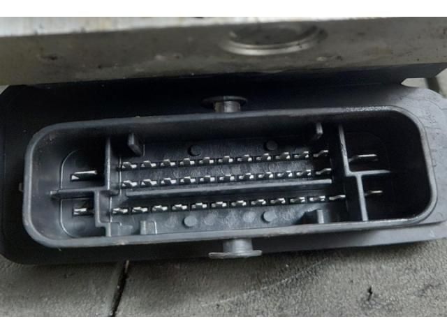 bontott NISSAN X-TRAIL III ABS Kocka