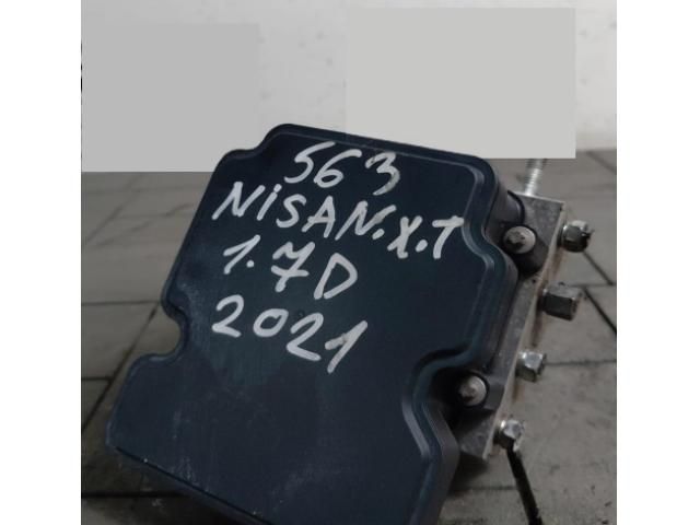 bontott NISSAN X-TRAIL III ABS Kocka