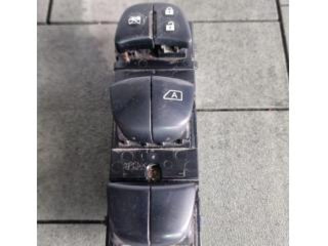 bontott NISSAN X-TRAIL III Ablakemelő Kapcsoló Négyes / Kettes