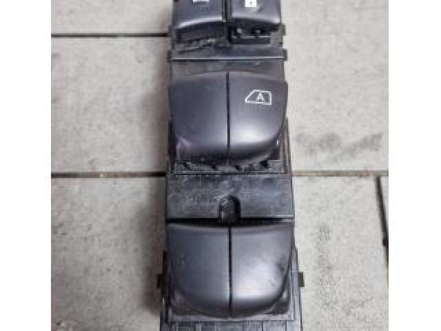 bontott NISSAN X-TRAIL III Ablakemelő Kapcsoló Négyes / Kettes