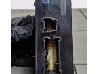 bontott NISSAN X-TRAIL III Ablakemelő Kapcsoló Négyes / Kettes