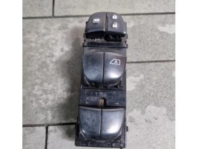 bontott NISSAN X-TRAIL III Ablakemelő Kapcsoló Négyes / Kettes