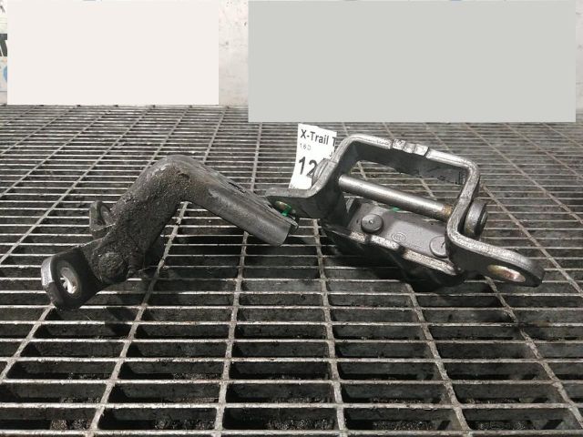 bontott NISSAN X-TRAIL III Ajtó Zsanér (Pozíciófüggetlen)