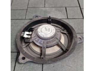 bontott NISSAN X-TRAIL III Bal első Hangszóró