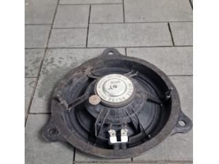 bontott NISSAN X-TRAIL III Bal első Hangszóró