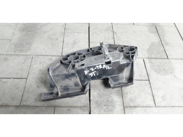 bontott NISSAN X-TRAIL III Bal Fényszóró Tartó