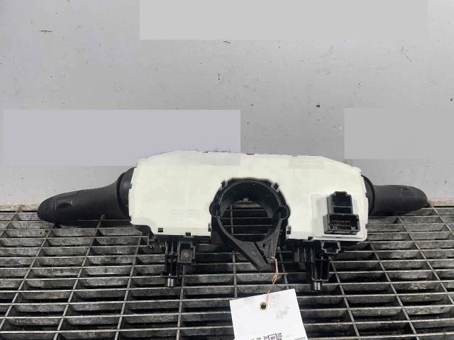 bontott NISSAN X-TRAIL III Bal Kormánykapcsoló Irányjelző