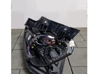 bontott NISSAN X-TRAIL III Bal Külső Hátsó Lámpa