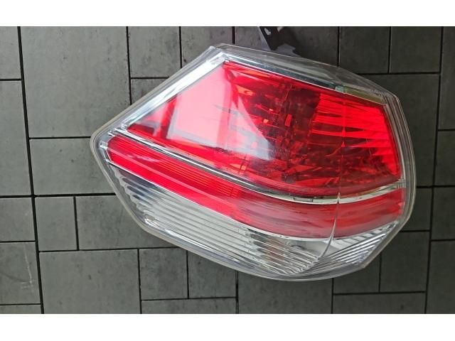 bontott NISSAN X-TRAIL III Bal Külső Hátsó Lámpa