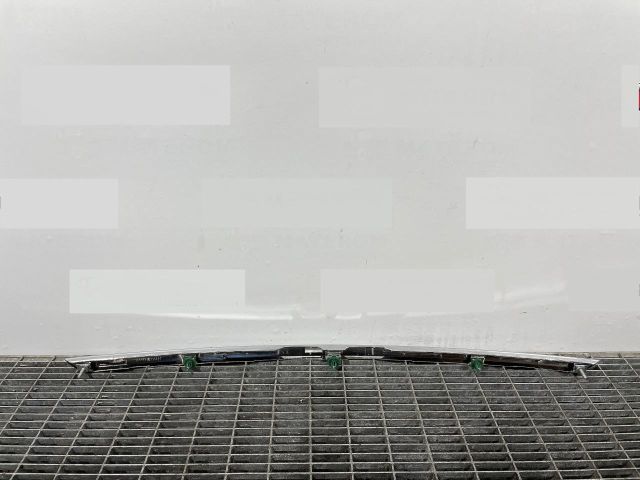 bontott NISSAN X-TRAIL III Csomagtérajtó Díszléc