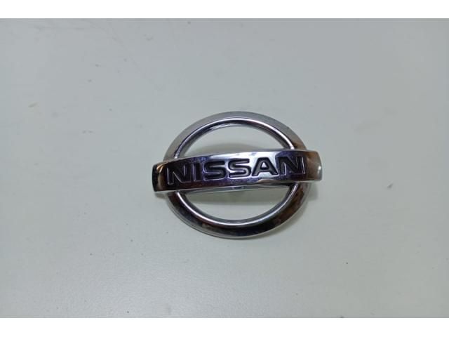 bontott NISSAN X-TRAIL III Első Embléma