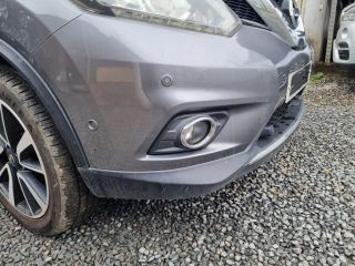 bontott NISSAN X-TRAIL III Első Lökhárító (Üresen)