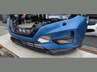 bontott NISSAN X-TRAIL III Első Lökhárító (Üresen)