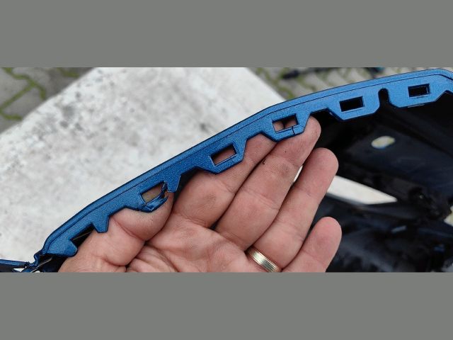 bontott NISSAN X-TRAIL III Első Lökhárító (Üresen)