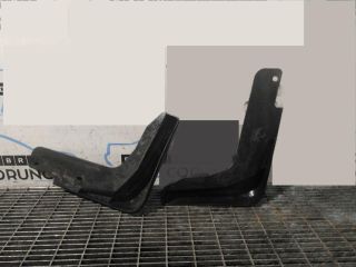 bontott NISSAN X-TRAIL III Első Sárvédő Gumi Pár