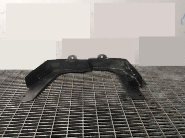 bontott NISSAN X-TRAIL III Első Sárvédő Gumi Pár