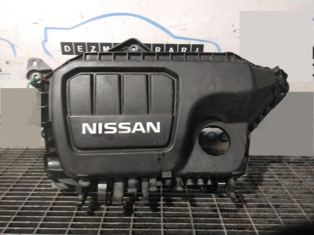 bontott NISSAN X-TRAIL III Felső Hűtőburkolat