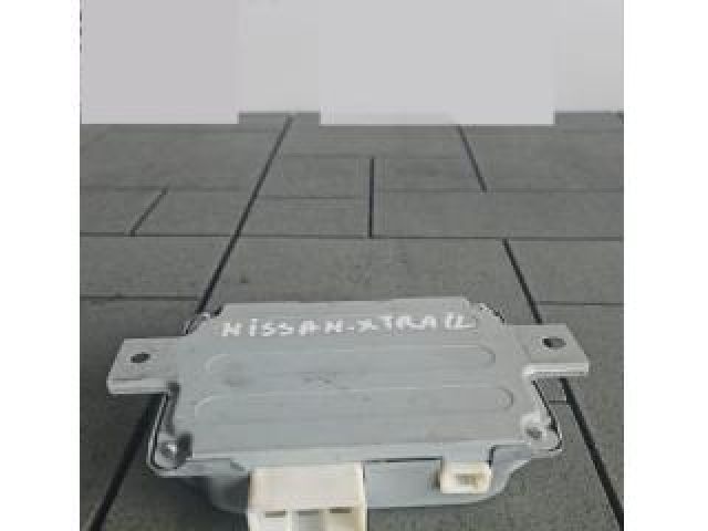 bontott NISSAN X-TRAIL III Feszültségszabályzó