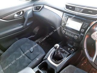 bontott NISSAN X-TRAIL III Hátsó középső Szellőző