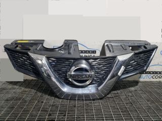 bontott NISSAN X-TRAIL III Hűtőrács