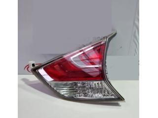 bontott NISSAN X-TRAIL III Jobb Belső Hátsó Lámpa