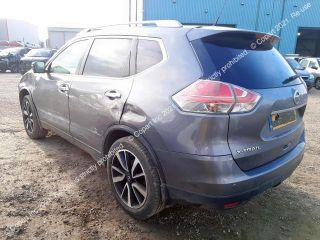 bontott NISSAN X-TRAIL III Jobb első Biztonsági Öv