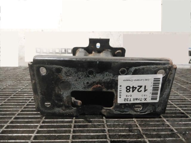 bontott NISSAN X-TRAIL III Jobb első Ütközéscsillapító