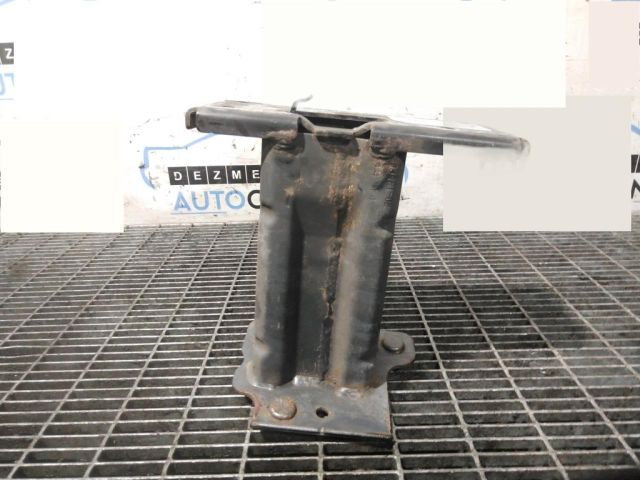 bontott NISSAN X-TRAIL III Jobb első Ütközéscsillapító