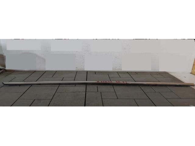 bontott NISSAN X-TRAIL III Jobb első Vízlehúzó Gumicsík