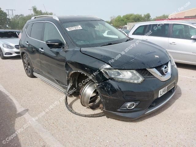 bontott NISSAN X-TRAIL III Jobb hátsó Ajtó Kárpit